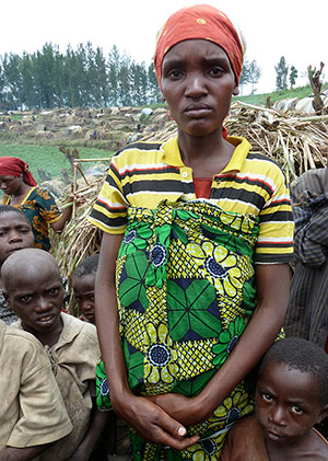 Displaced mother in DRC