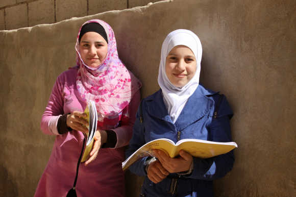 Rosa* and Njood*, 14, Syrian refugee girls living close to Amman: “I have seen so many people suffer. I want to come up with solutions; I want to help. I don’t want to feel powerless. I want to invent medication that helps against sadness.”