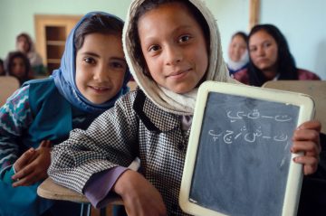 Afghanistan/©CARE 2002/Jason Sangster ©CARE