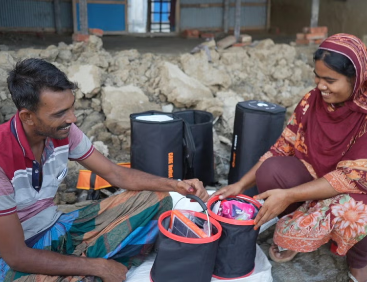 care-emergency-pack-distribution-family-1-1024x576---CROP